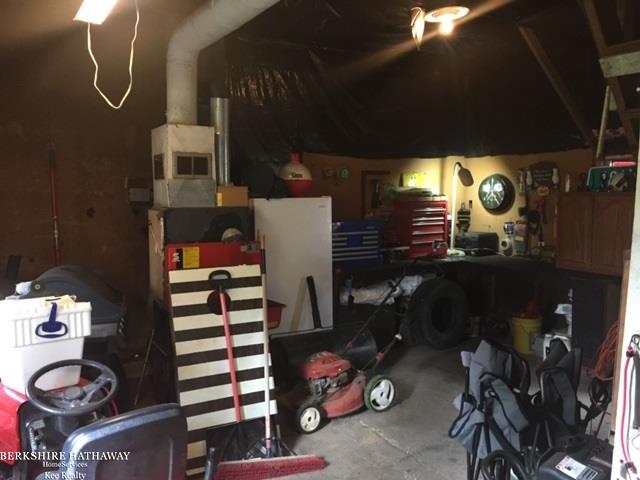 19391 Armada Ridge Road Armada, MI 48005 - Photo 21 of 22 31399845-20.JPG