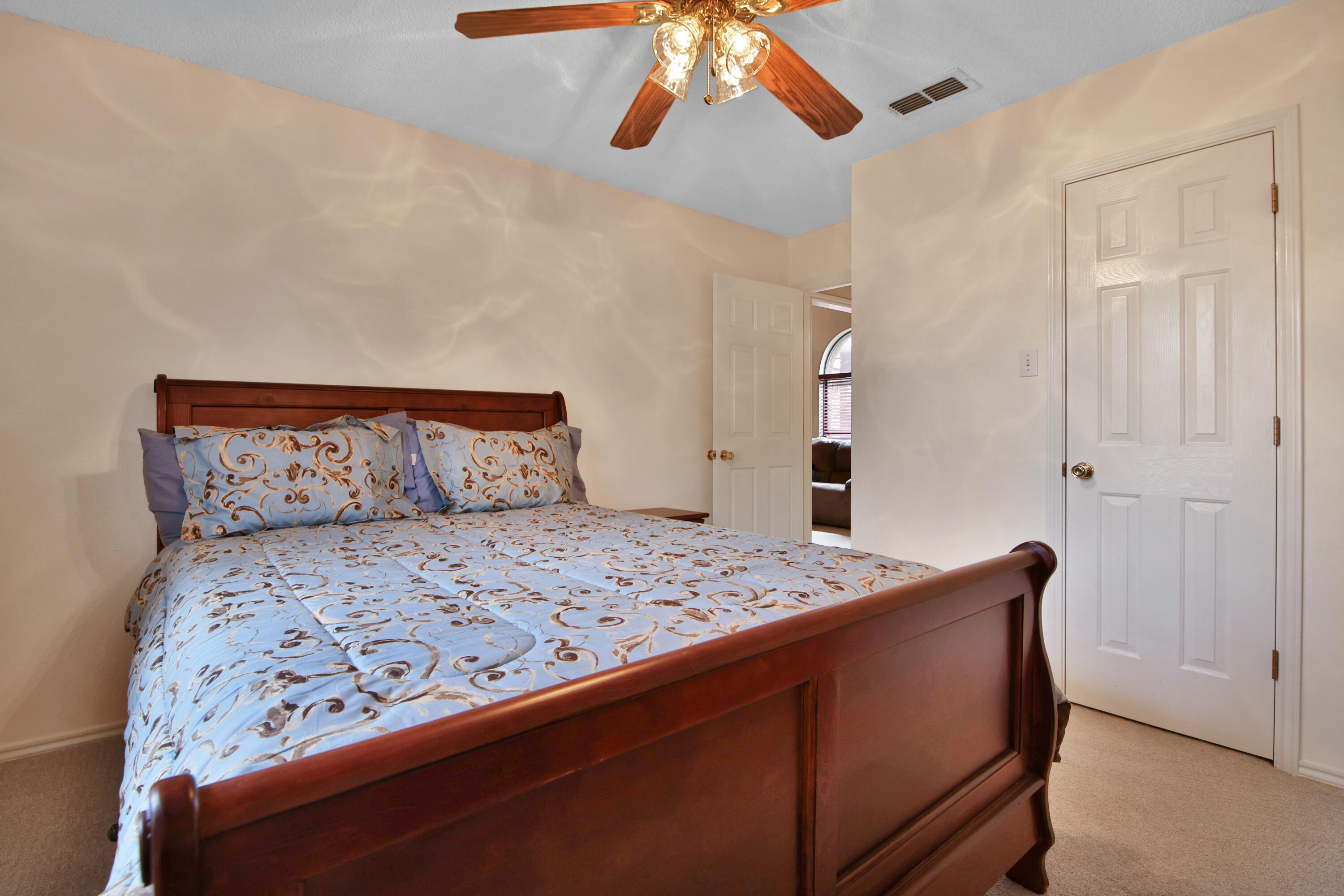 2322 94th Street Lubbock, TX 79423 - Photo 14 of 29 IMG_3906