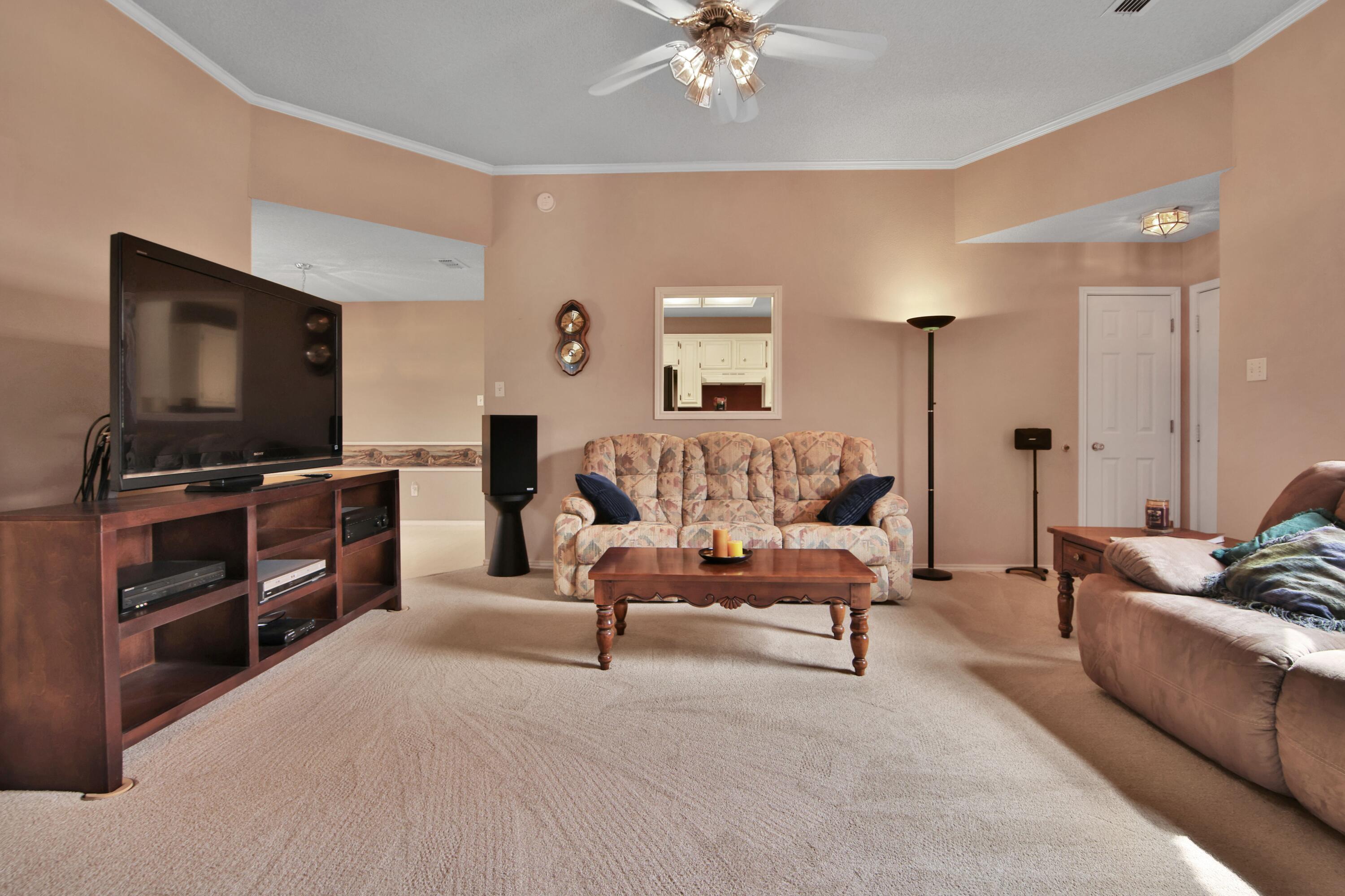 2322 94th Street Lubbock, TX 79423 - Photo 6 of 29 IMG_3911