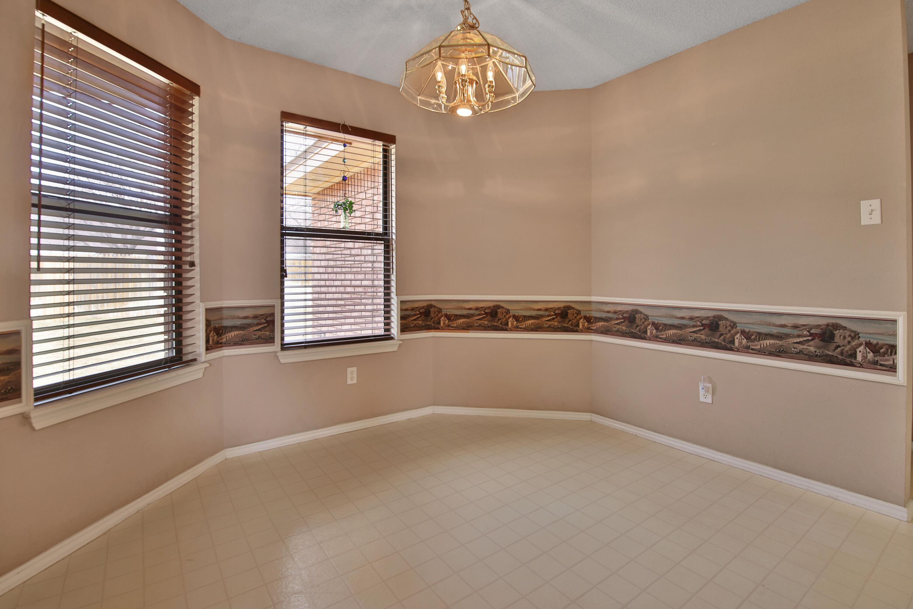 2322 94th Street Lubbock, TX 79423 - Photo 10 of 29 IMG_3912