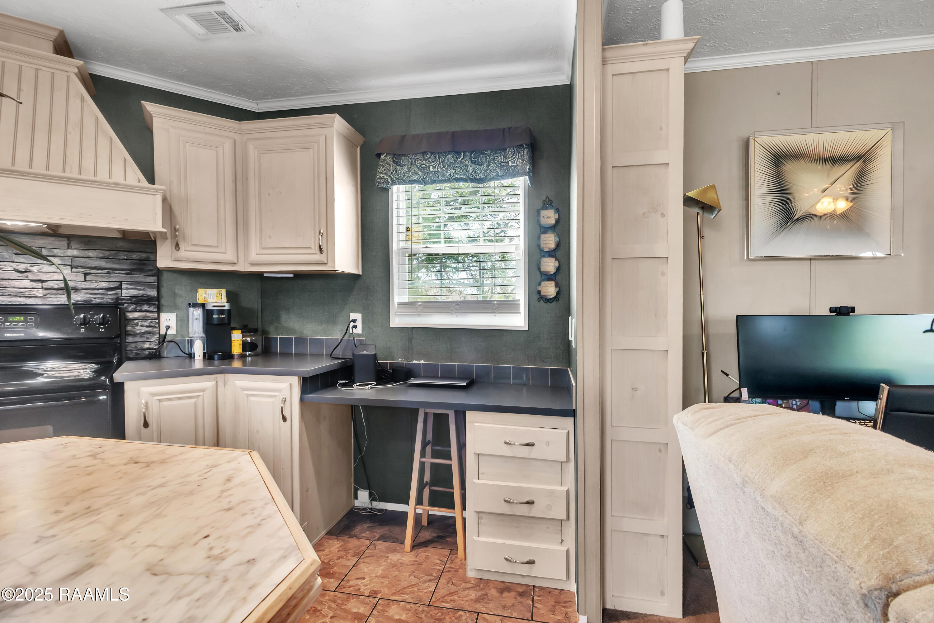 600 Austria Road Duson, LA 70529 - Photo 9 of 21 18_img_0728