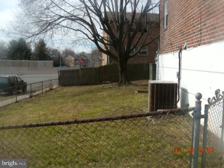 3150 Birch Road Philadelphia, PA 19154 - Photo 2 of 3 Exterior Side