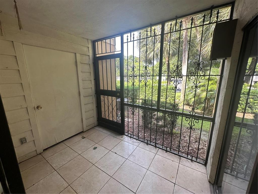 600 Cranes Way, Unit 103 Altamonte Springs, FL 32701 - Photo 15 of 17 a view of entryway with stairs