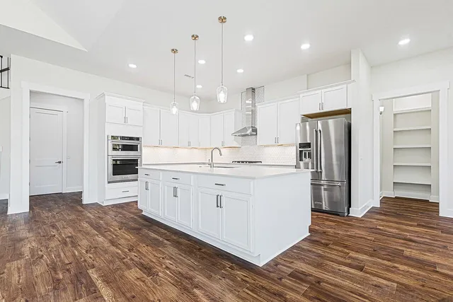 $989,000 | 256 Plantation Drive, Manning, SC 29102