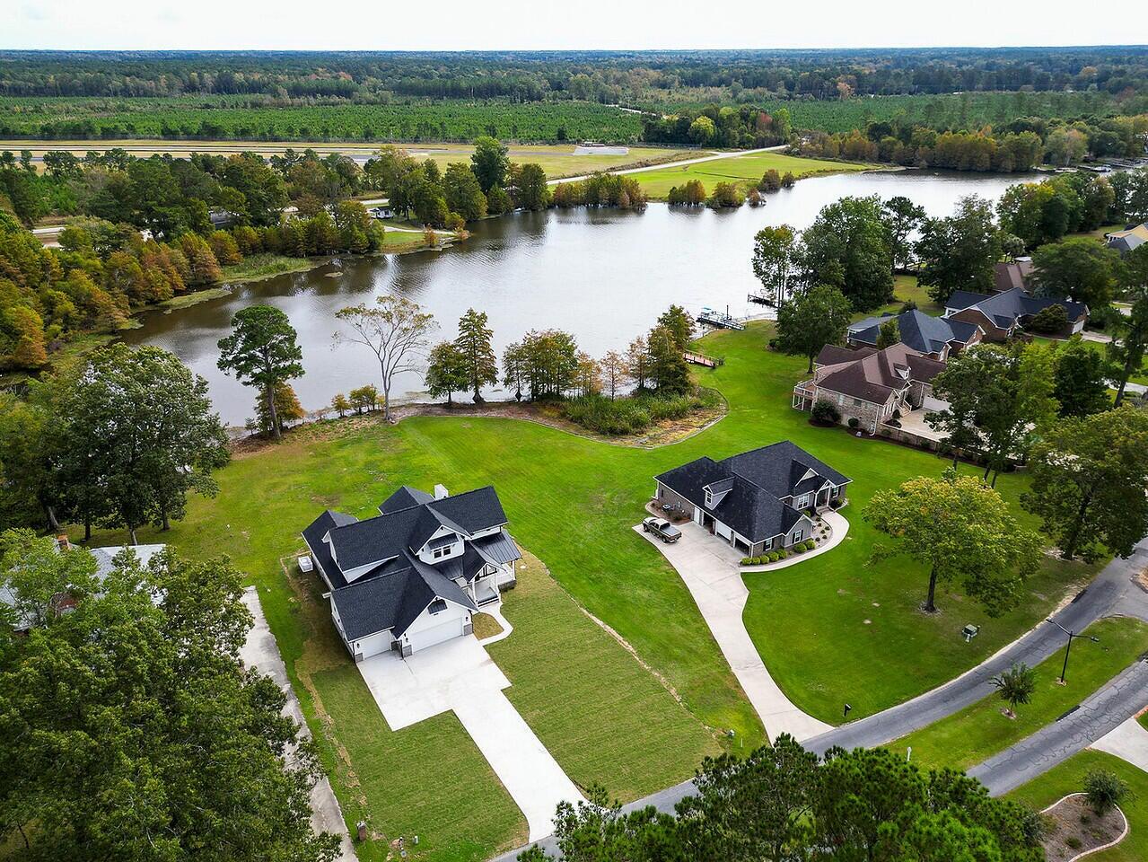 256 Plantation Drive Manning, SC 29102 - Photo 30 of 37 20251023183940089328000000-o