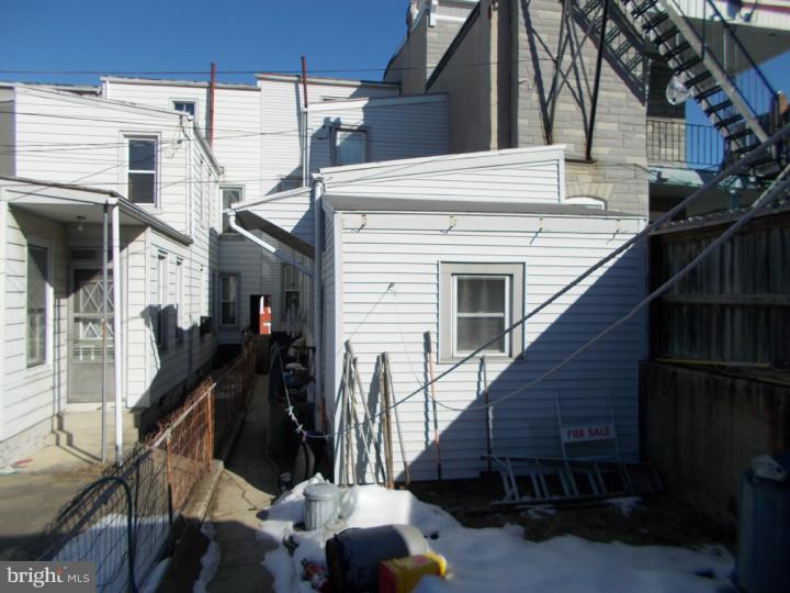 1120 Spring Street Reading, PA 19604 - Photo 2 of 15 Exterior Back