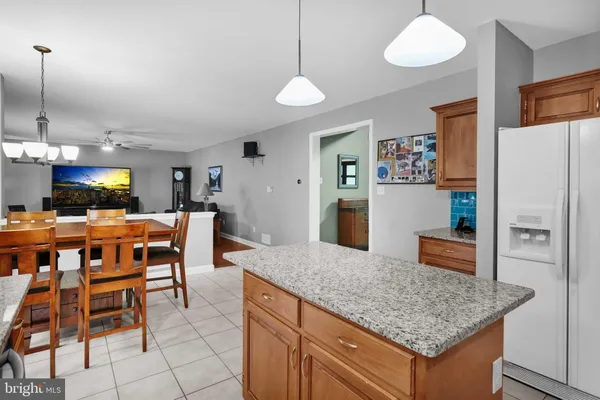 $799,999 | 4189 Hill Terrace Drive, Sinking Spring, PA 19608