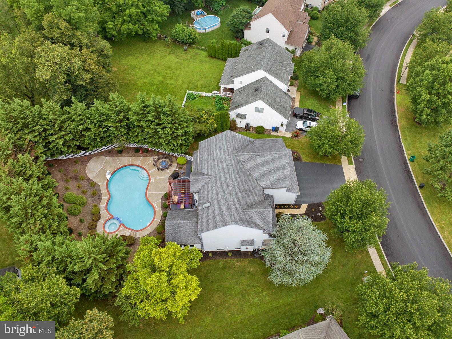 4189 Hill Terrace Drive Sinking Spring, PA 19608 - Photo 7 of 75