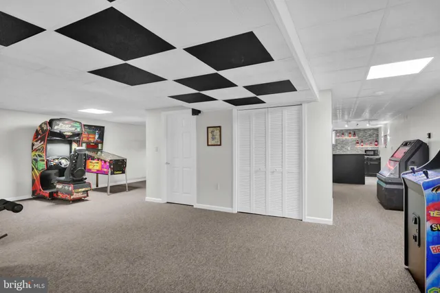 $825,000 | 4189 Hill Terrace Drive, Sinking Spring, PA 19608