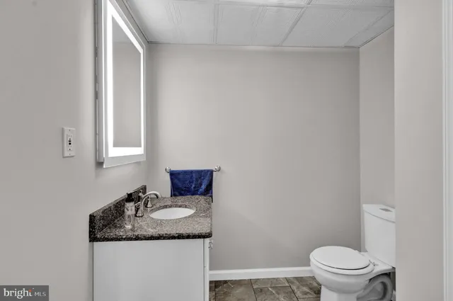 $825,000 | 4189 Hill Terrace Drive, Sinking Spring, PA 19608