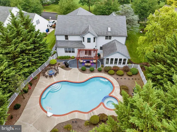 $799,999 | 4189 Hill Terrace Drive, Sinking Spring, PA 19608
