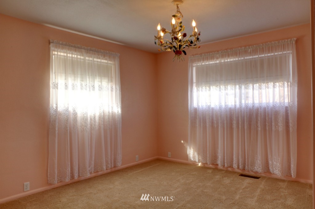 1309 First Street Wenatchee, WA 98801 - Photo 10 of 15 Gallery Image 10