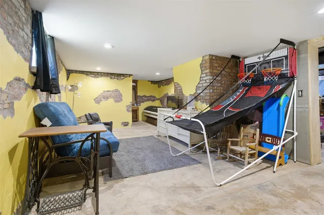 $269,900 | 319 West Moulton Street, Pontiac, IL 61764