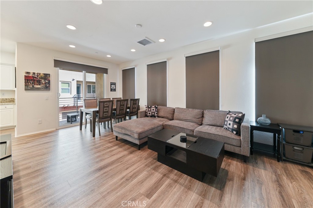 422 West Rte 66, Unit 29 Glendora, CA 91740 - Photo 4 of 39
