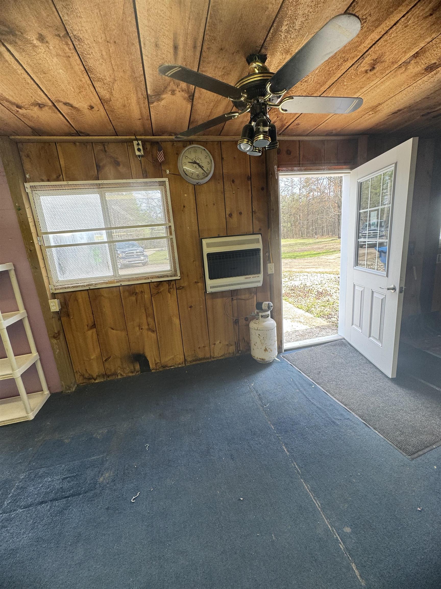 2438 Long Road Beaverton, MI 48612 - Photo 24 of 31
