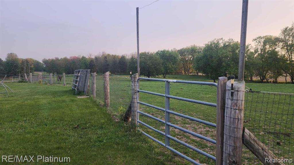 2025 West Rose Center Road Holly, MI 48442 - Photo 15 of 68 Gallery Image 15