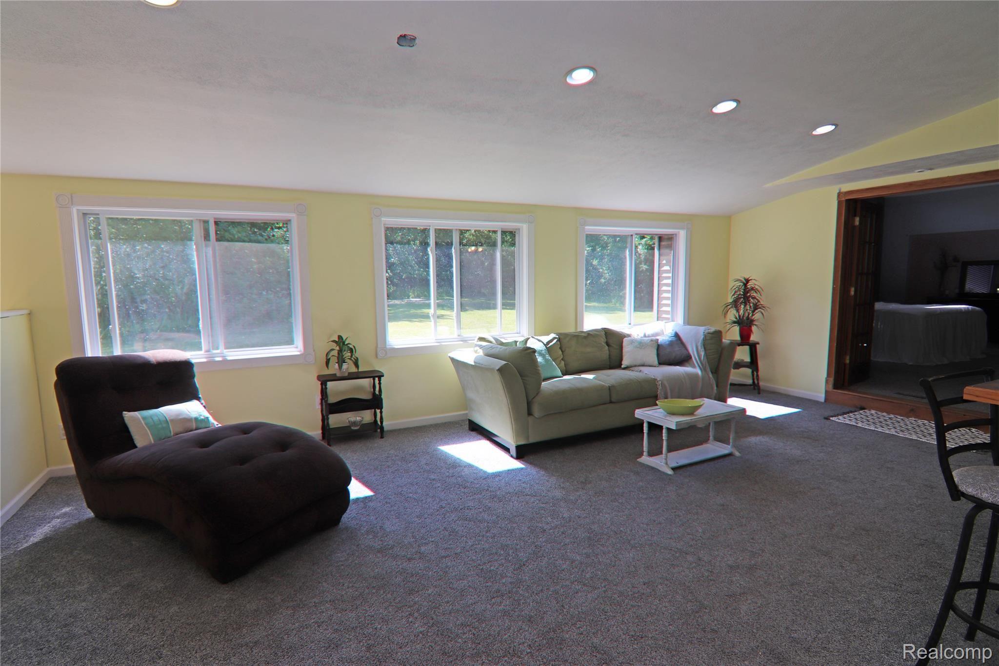 7490 South Reed Road Durand, MI 48429 - Photo 9 of 16 IMG_5709.JPG