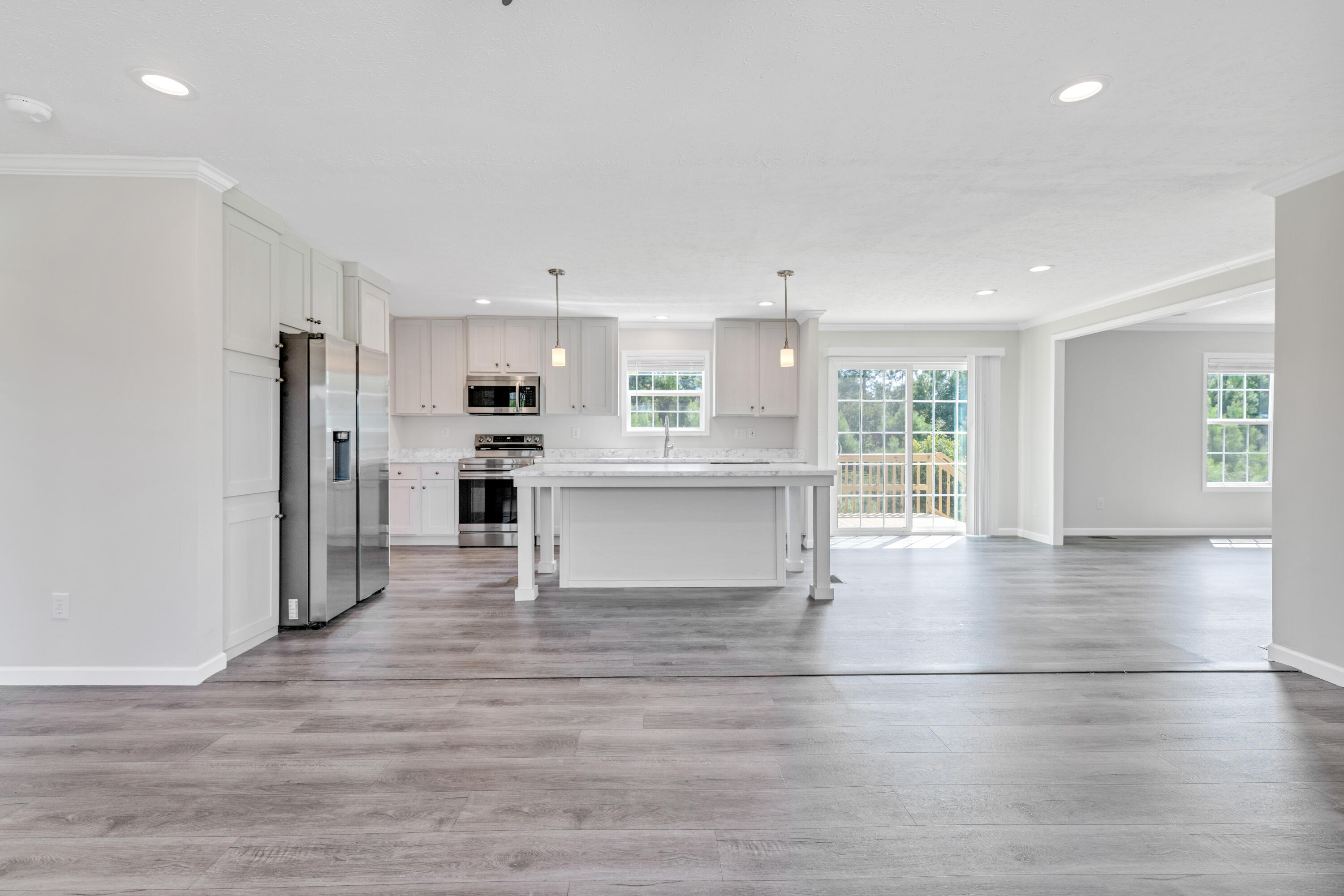 253 Cross Estates Lane Cross, SC 29436 - Photo 12 of 50 Cross Estates Ln-11