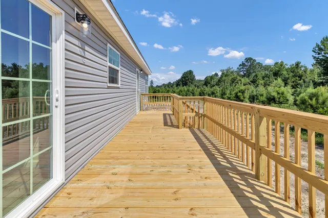 $324,500 | 253 Cross Estates Lane, Cross, SC 29436