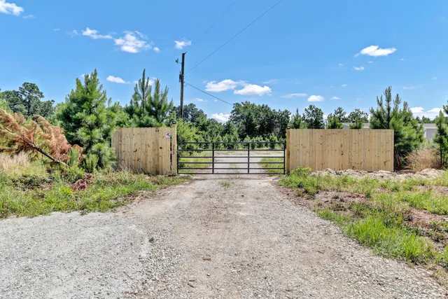 $324,500 | 253 Cross Estates Lane, Cross, SC 29436