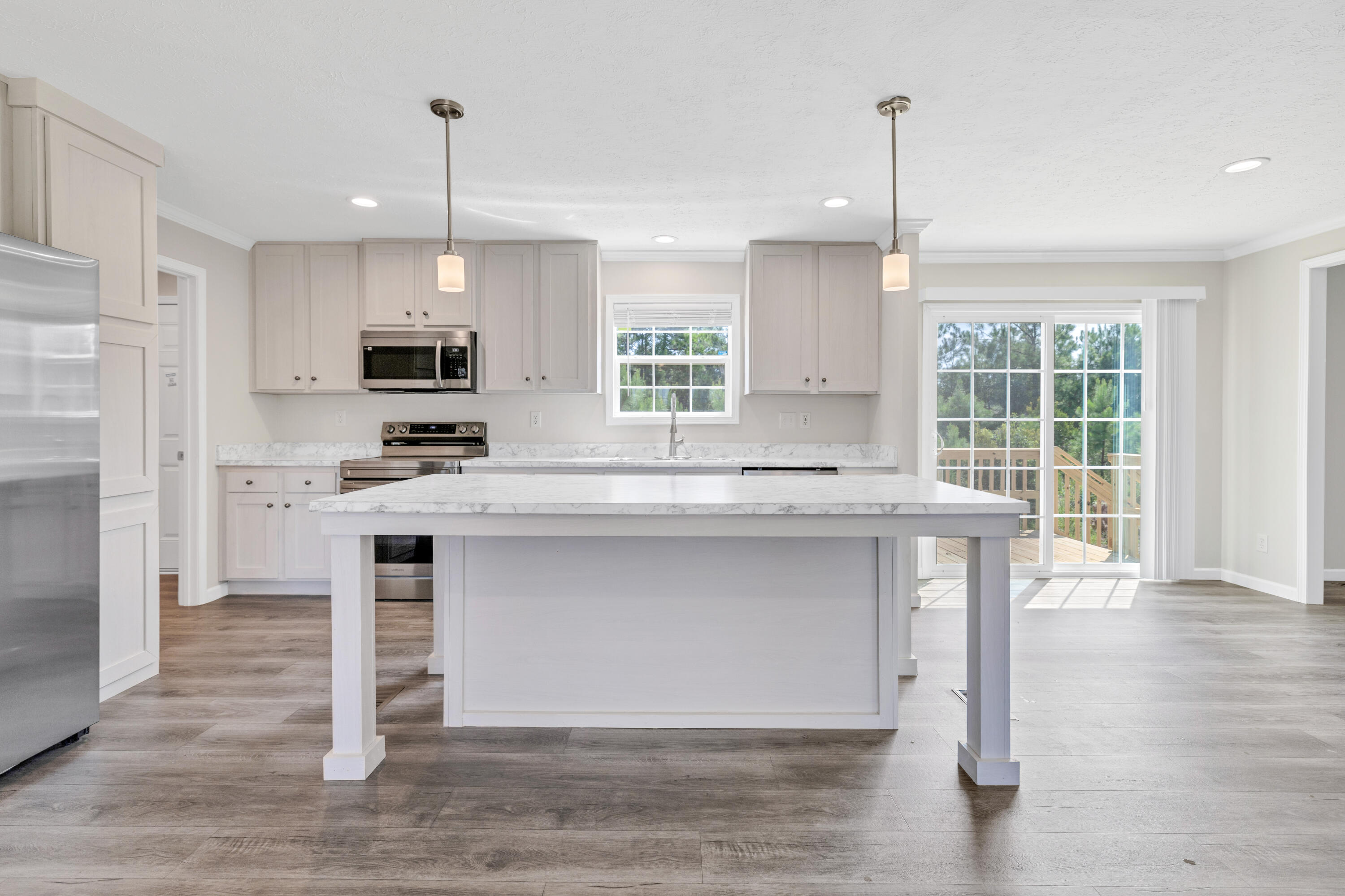 253 Cross Estates Lane Cross, SC 29436 - Photo 7 of 50 Cross Estates Ln-16