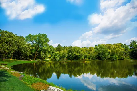 $2,250,000 | Undisclosed Address, North Barrington, IL 60010