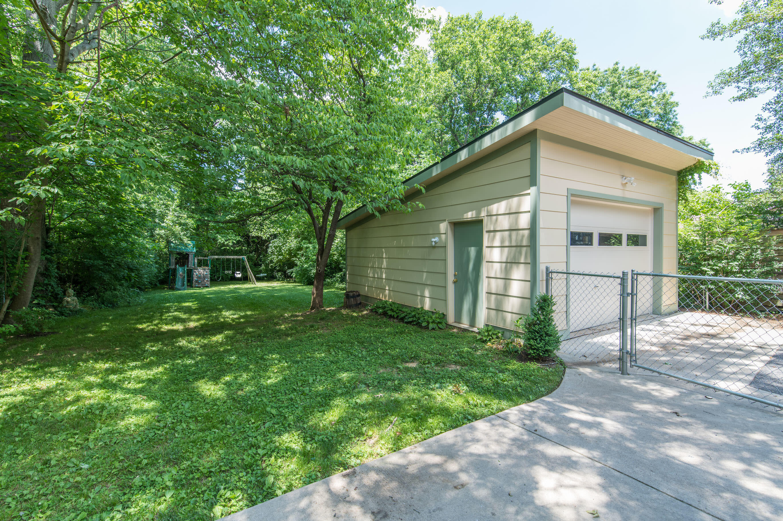 227 McDowell Road Lexington, KY 40502 - Photo 39 of 42 20220603-227-McDowell-Rd-parker-realty-0