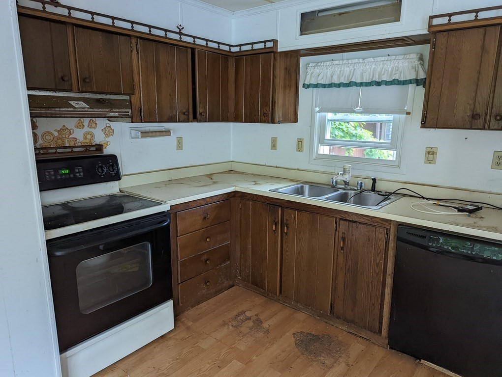 42 Adams Road, Unit 1 Greenfield, MA 01301 - Photo 10 of 17 Gallery Image 10