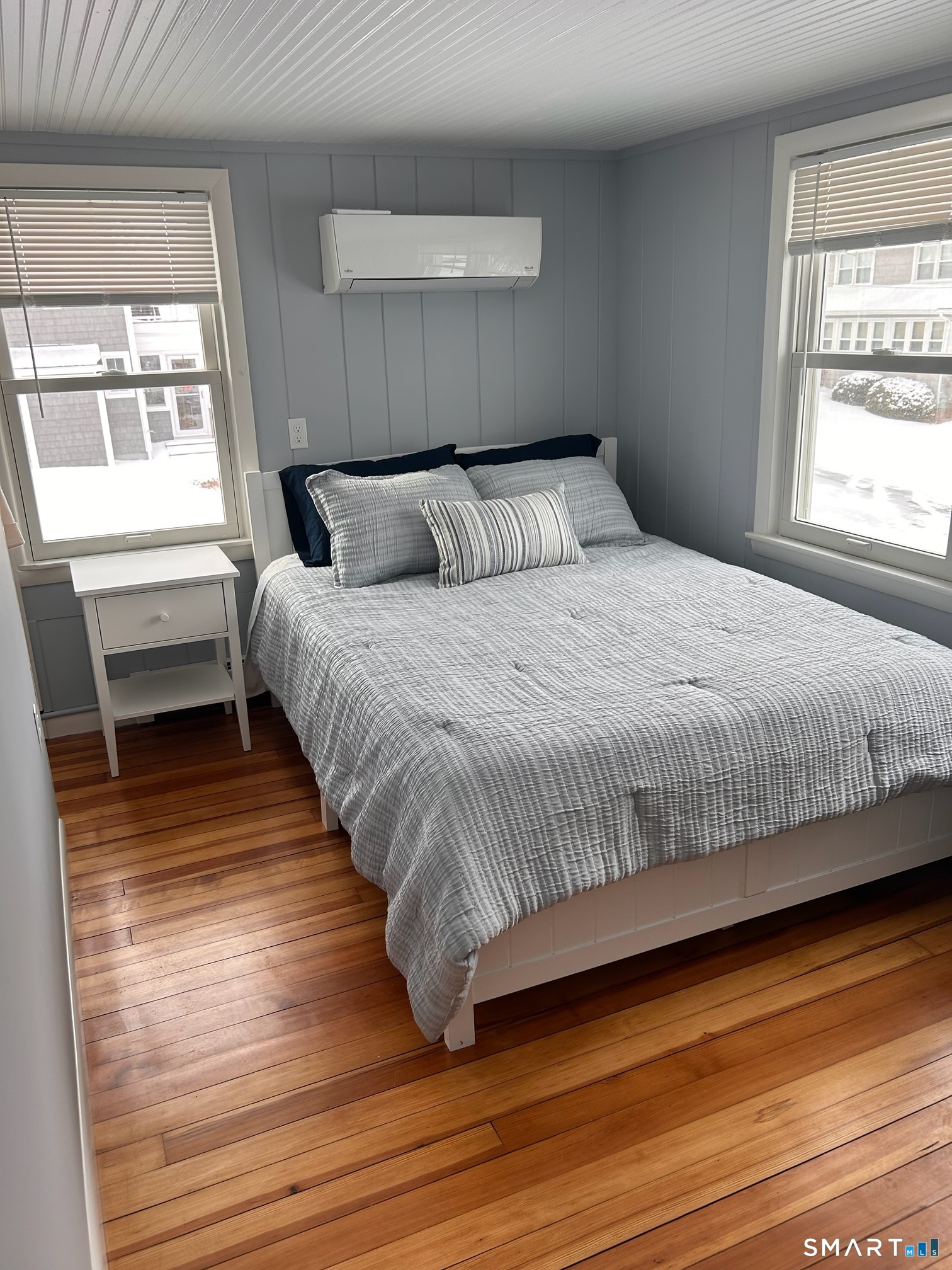 22 Indianola Road East Lyme, CT 06357 - Photo 15 of 18 a bedroom with bed and window