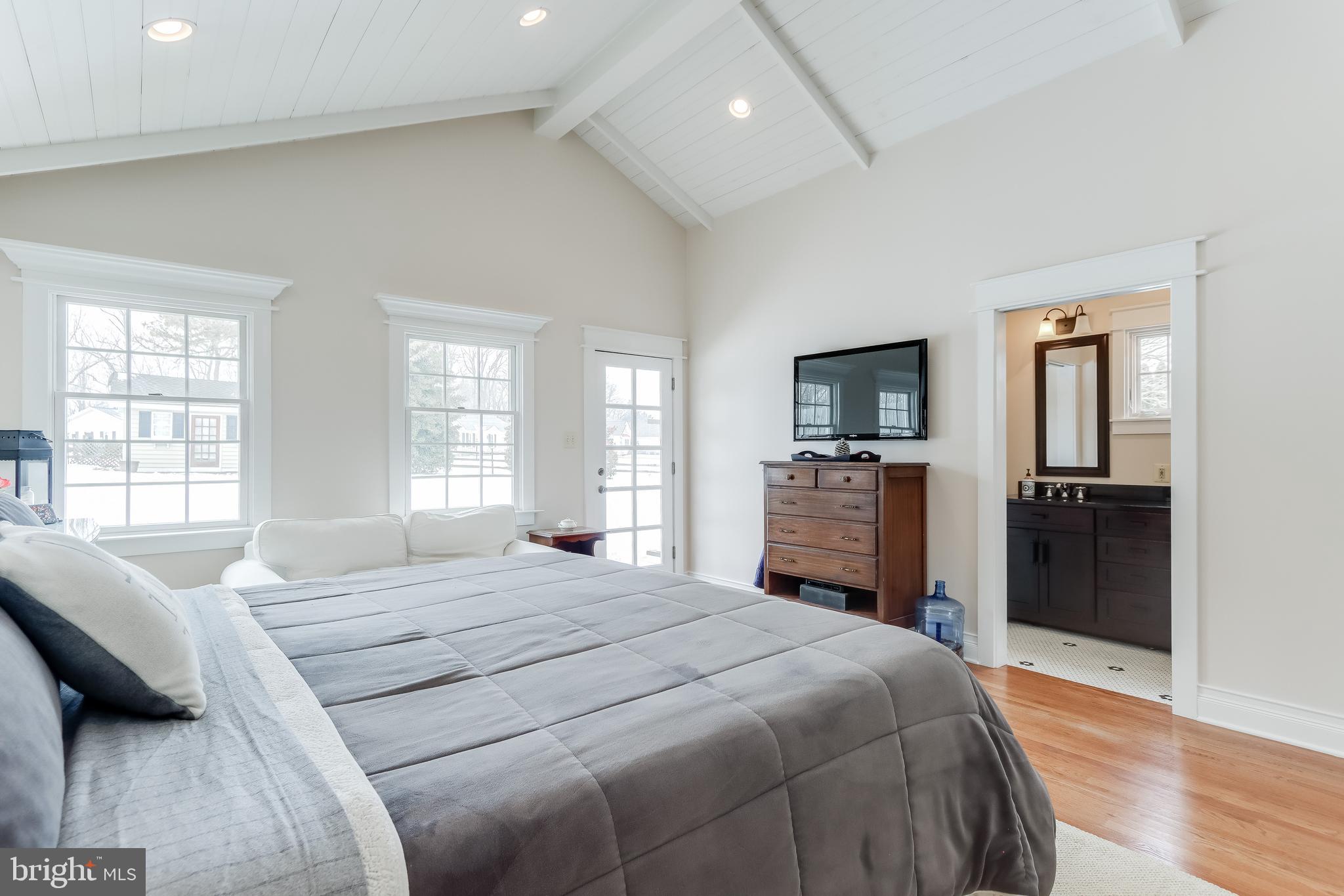 1442 Fairmount Road Hampstead, MD 21074 - Photo 13 of 45 Pocket Doors Lead to Luxurious Bath