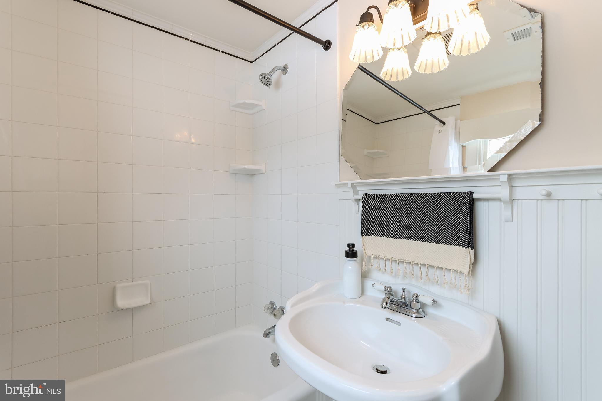 1442 Fairmount Road Hampstead, MD 21074 - Photo 30 of 45 Upstairs Offers 3rd Full Bath w/Tub/Shower Combo