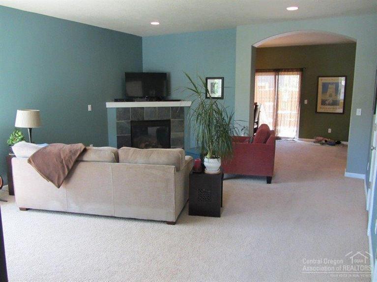 61546 Tall Tree Court Bend, OR 97702 - Photo 2 of 17 Additional Photo
