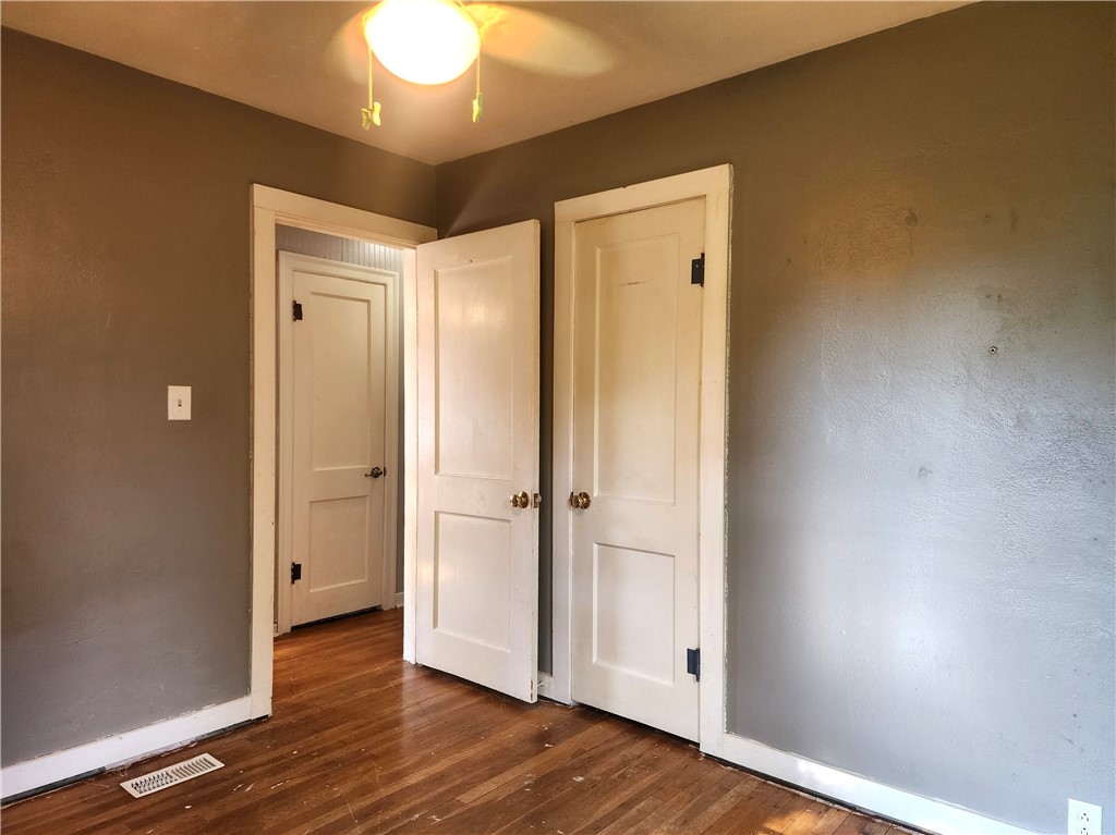 565 North Lake Shore Drive Decatur, IL 62521 - Photo 18 of 35 Gallery Image 18