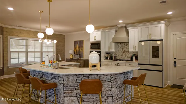 $685,000 | 11282 Vicki's Lane, Olive Branch, MS 38654