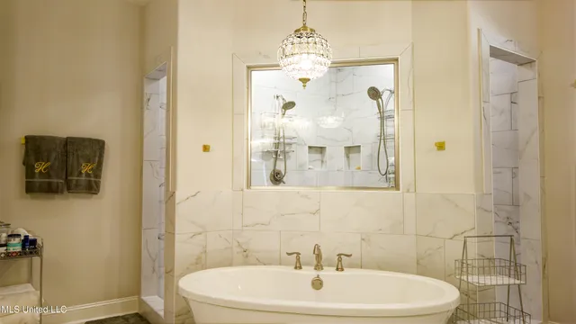 $685,000 | 11282 Vicki's Lane, Olive Branch, MS 38654