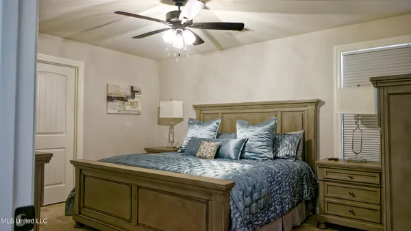 $685,000 | 11282 Vicki's Lane, Olive Branch, MS 38654