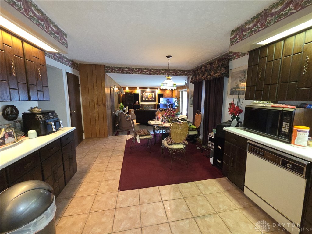 6325 Garber Road Dayton, OH 45415 - Photo 6 of 20 Gallery Image 6