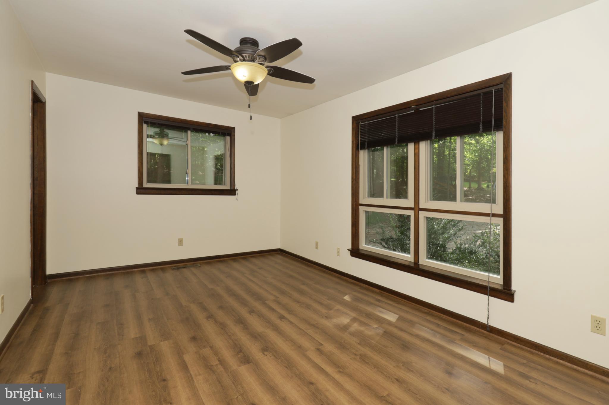 11800 Wolf Run Lane Clifton, VA 20124 - Photo 23 of 56 Primary Bedroom