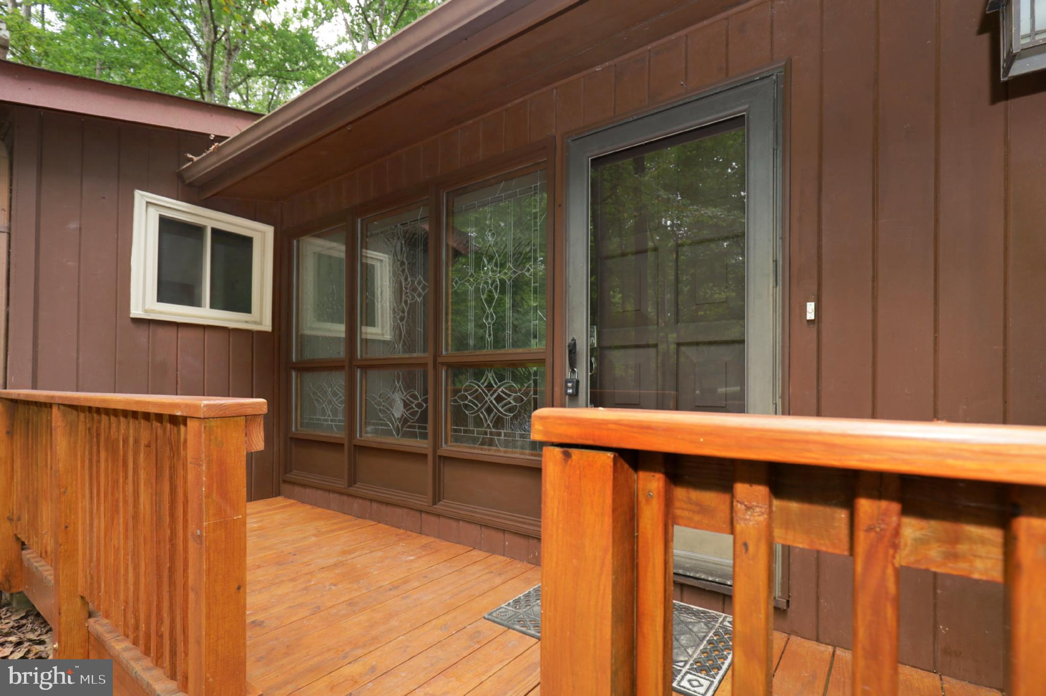 11800 Wolf Run Lane Clifton, VA 20124 - Photo 3 of 56 Front Porch