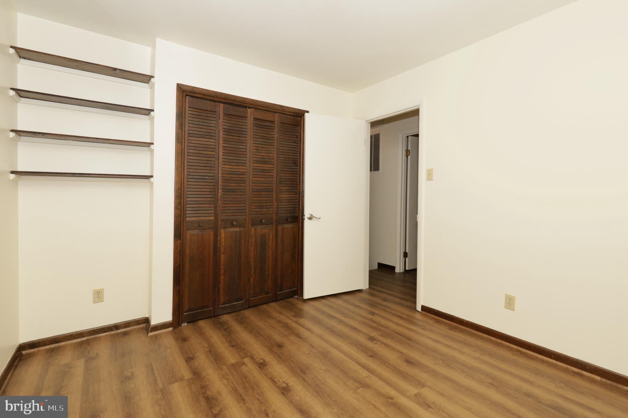 11800 Wolf Run Lane Clifton, VA 20124 - Photo 35 of 56 Bedroom #3