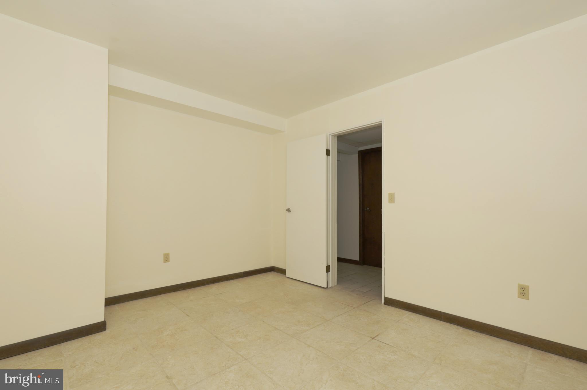 11800 Wolf Run Lane Clifton, VA 20124 - Photo 37 of 56 4th Bedroom