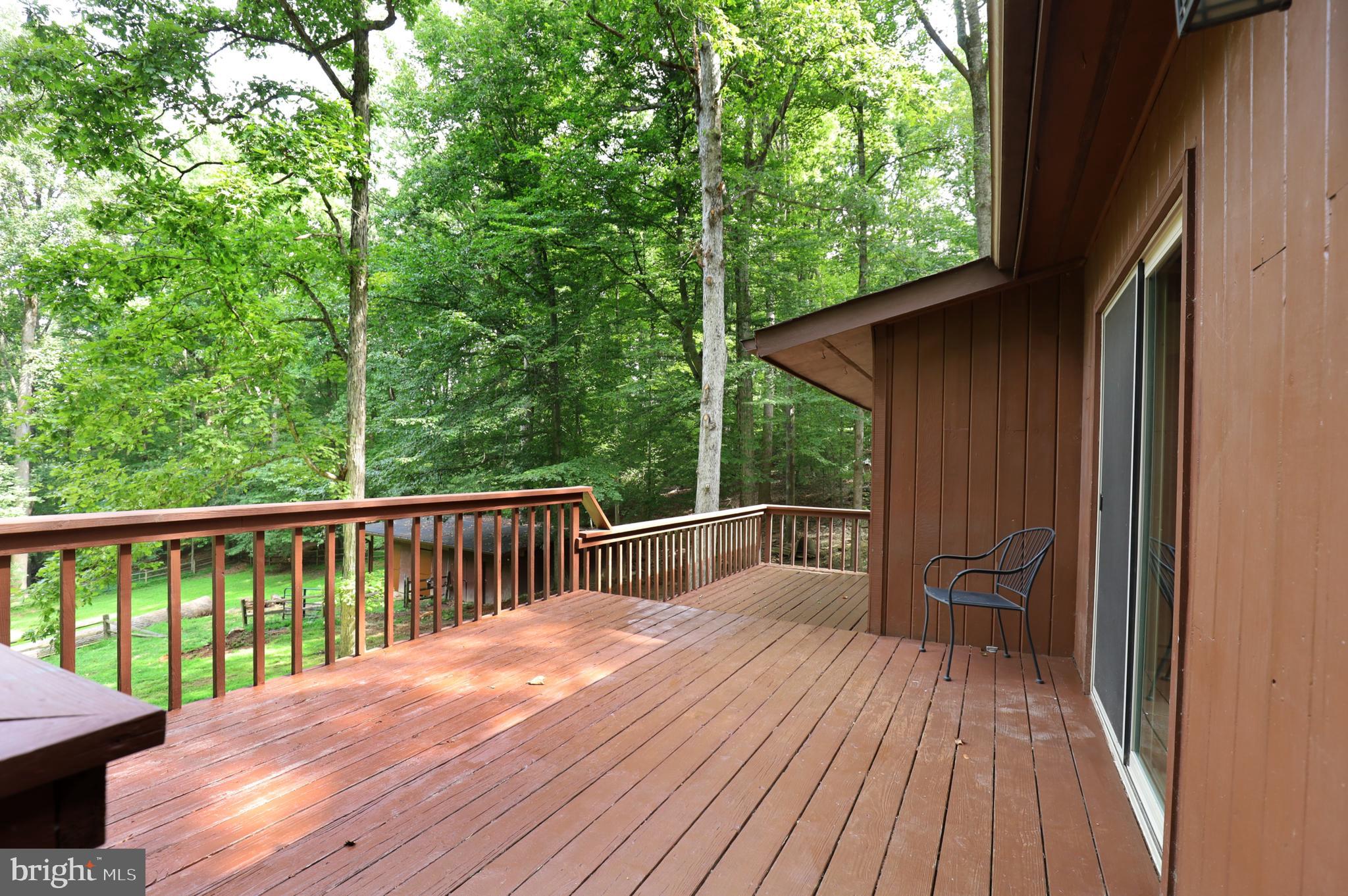 11800 Wolf Run Lane Clifton, VA 20124 - Photo 49 of 56 2-Level Deck