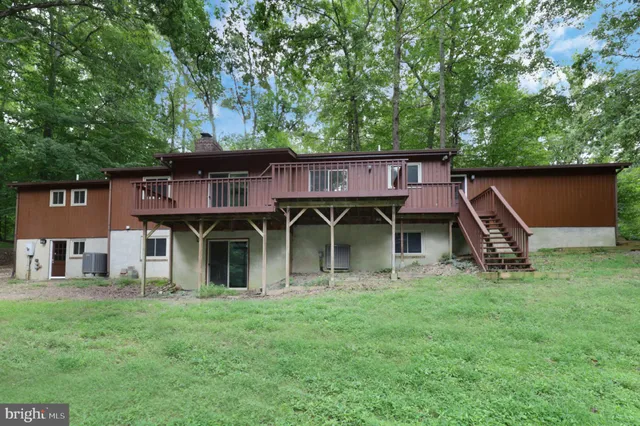$3,400 | 11800 Wolf Run Lane, Clifton, VA 20124