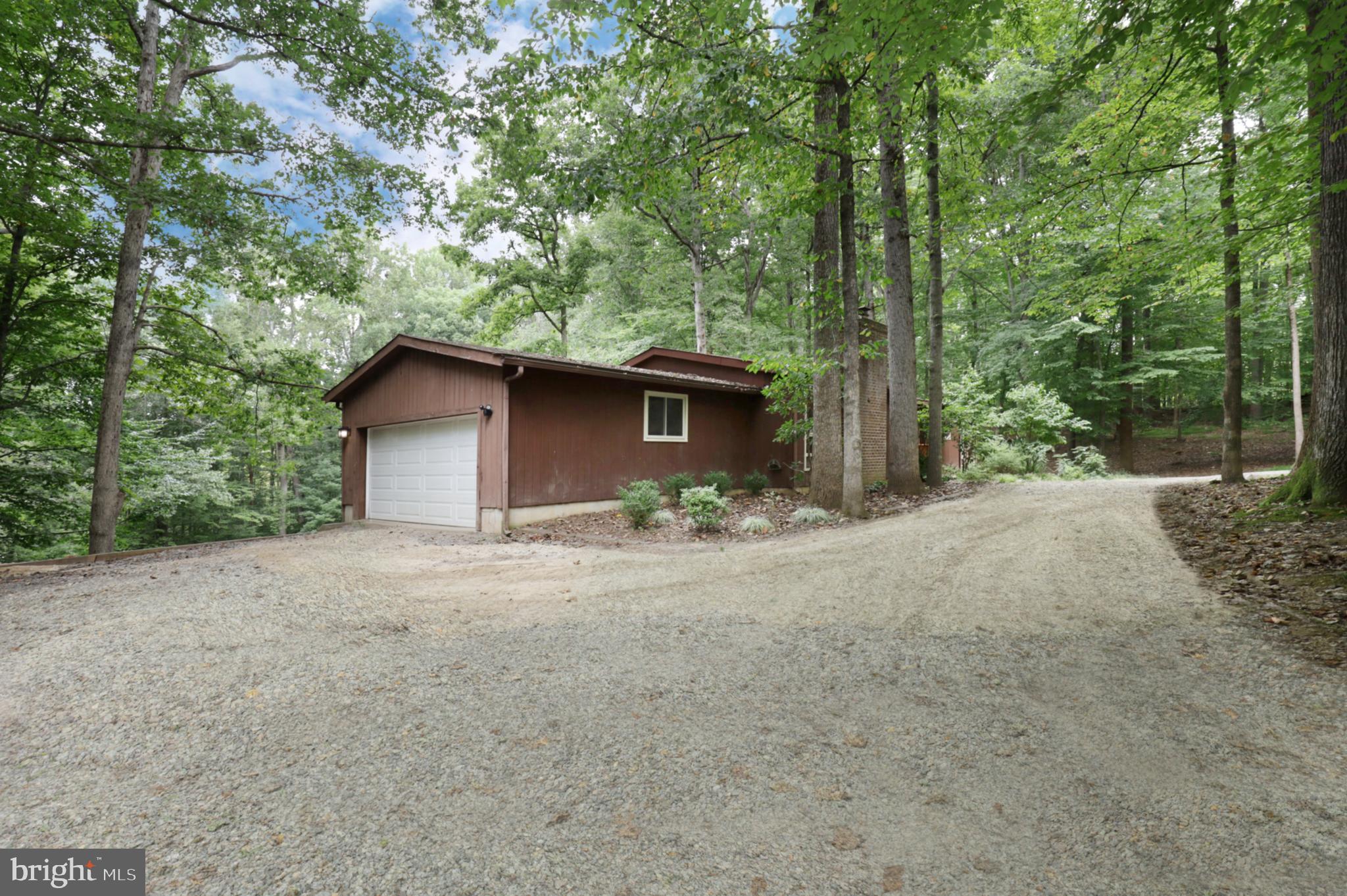 11800 Wolf Run Lane Clifton, VA 20124 - Photo 54 of 56 Circular Driveway