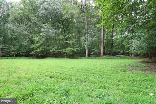 $3,400 | 11800 Wolf Run Lane, Clifton, VA 20124