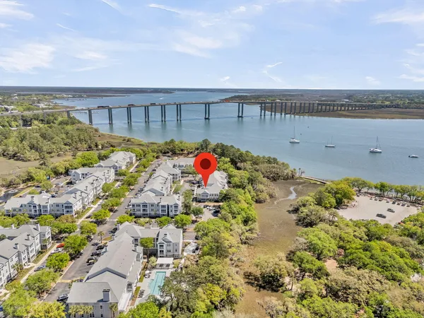 $524,000 | 130 River Landing Drive, Unit 4102, Charleston, SC 29492