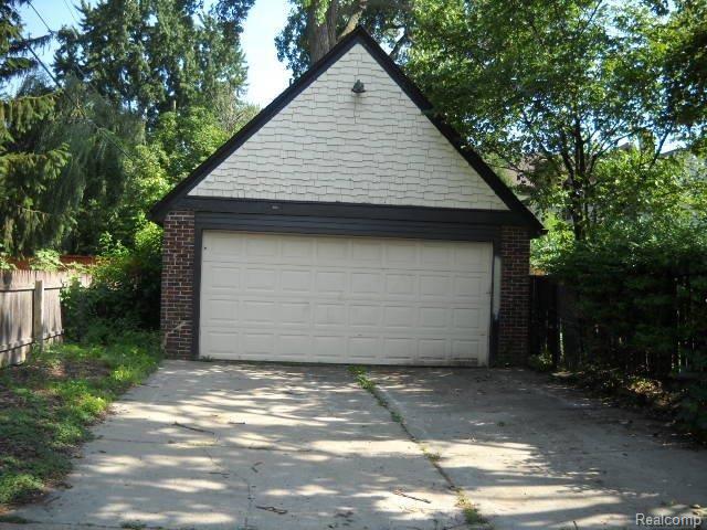 1390 Bedford Road Grosse Pointe, MI 48230 - Photo 18 of 19 DSCN9551