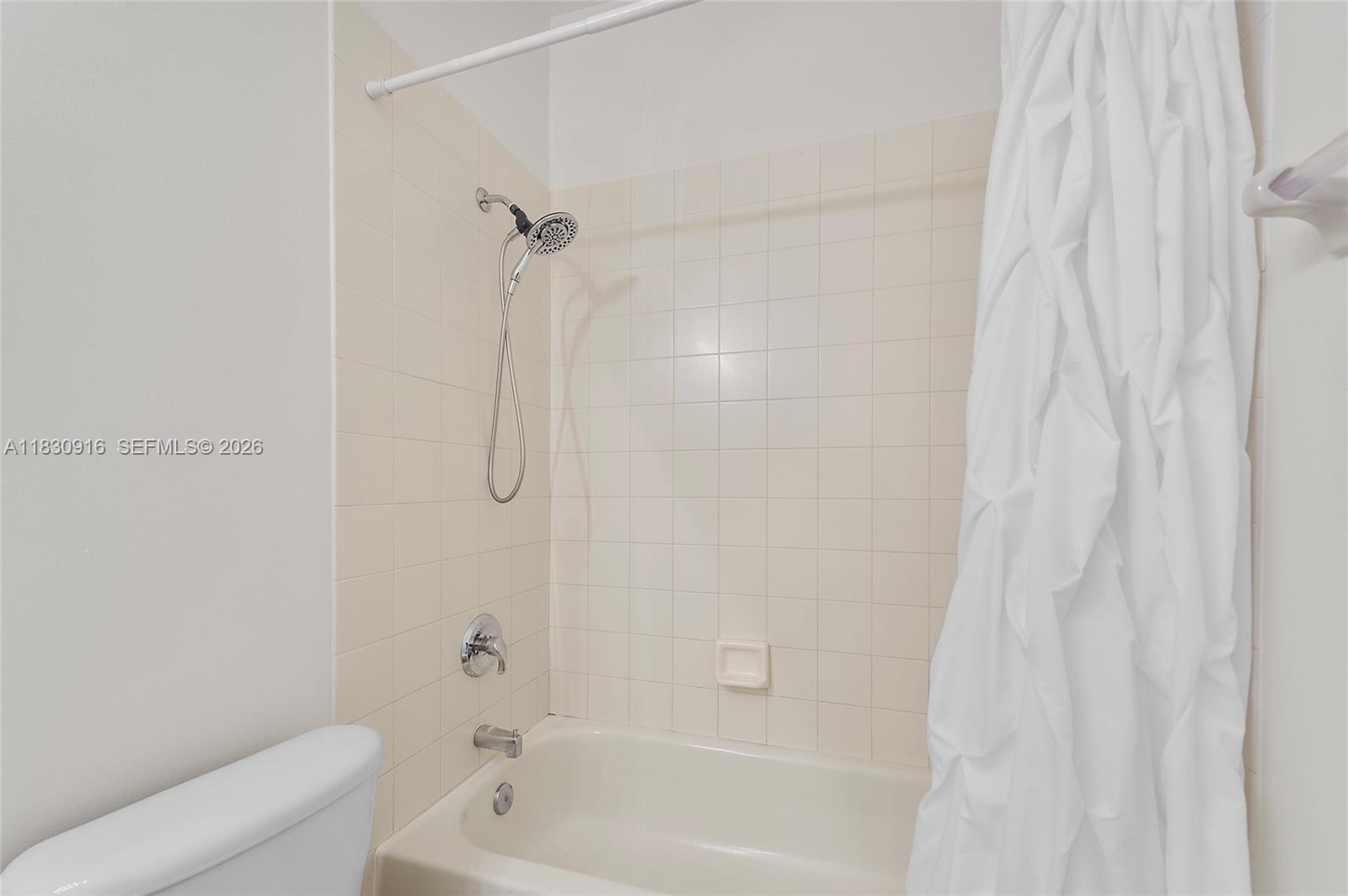 19442 Southwest 39th Street Miramar, FL 33029 - Photo 24 of 29