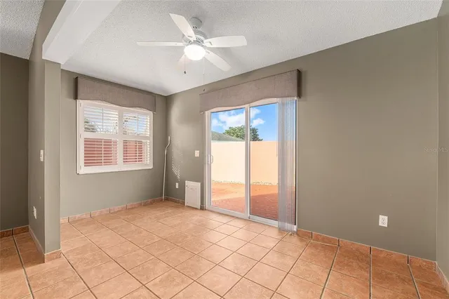 $329,900 | 620 Nuevo Leon Lane, The Villages, FL 32159