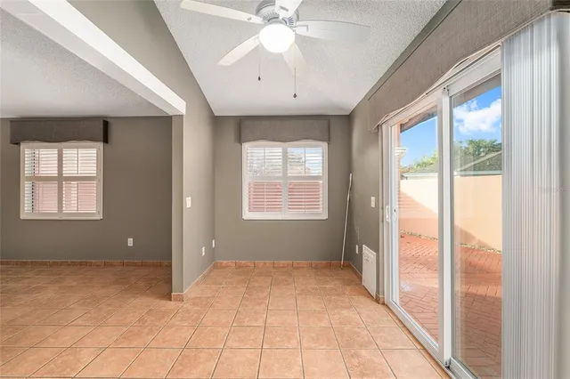 $329,900 | 620 Nuevo Leon Lane, The Villages, FL 32159